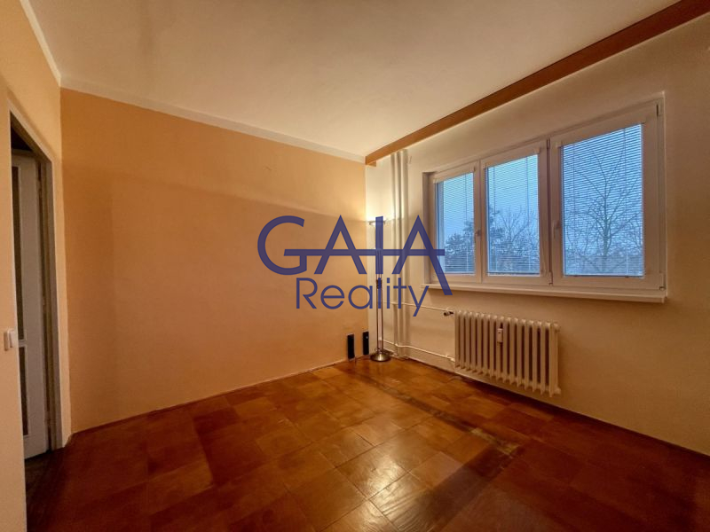 Pronájem bytu 3+1 s balkonem blízko centra města