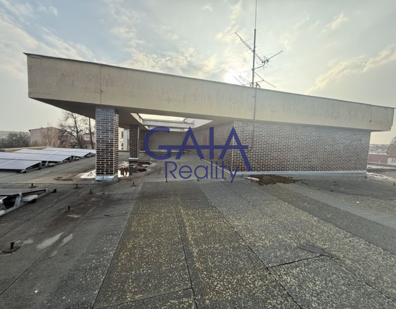 Investiční příležitost v centru – prodej celého pa