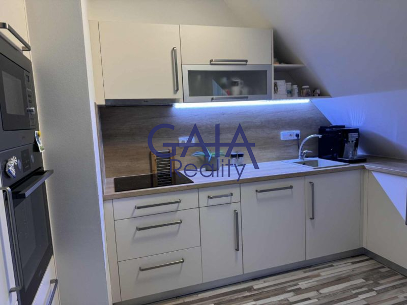 Prodej krásného mezonetového bytu 3+kk v klidné části města