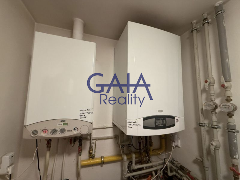 Pronájem reprezentativních komerčních prostor 364 m&sup2;