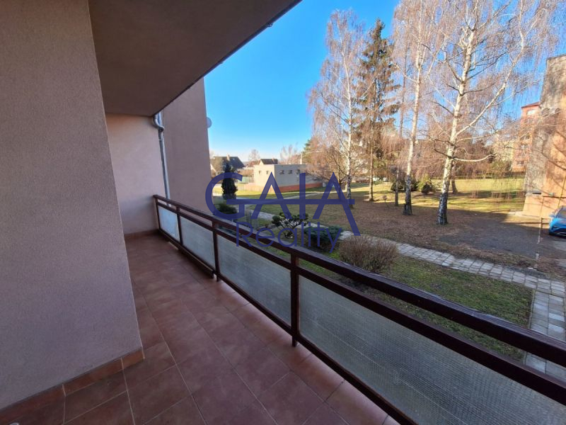 Prostorný cihlový byt 3+kk s lodžií – Kostelec na Hané