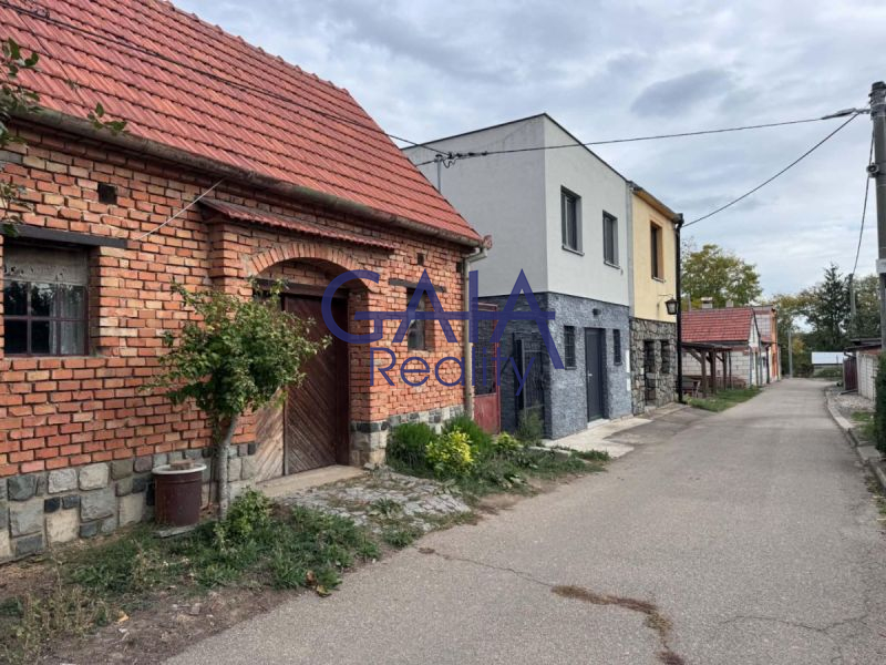 Prodej krásného sklepa s ubytováním v žádané lokalitě