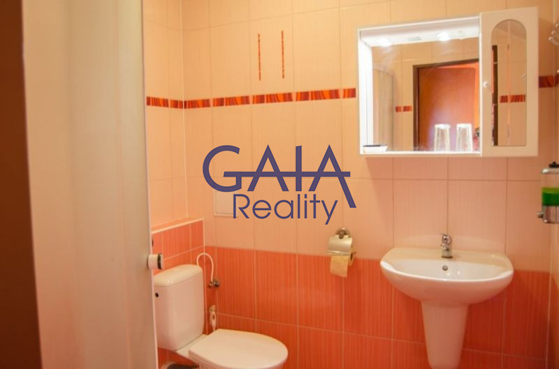 Pronájem zavedené Vinárny s ubytováním u Baťova kanálu