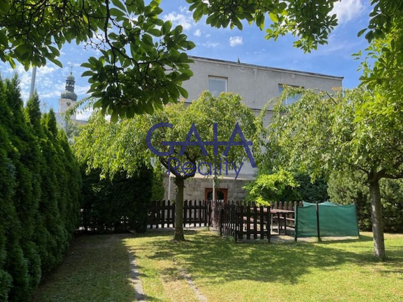 Vila vhodná pro developery - bydlení nebo podnikání