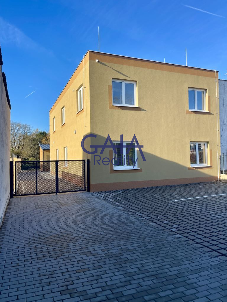 Pronájem prostorného bytu 2+kk v Moravském Písku