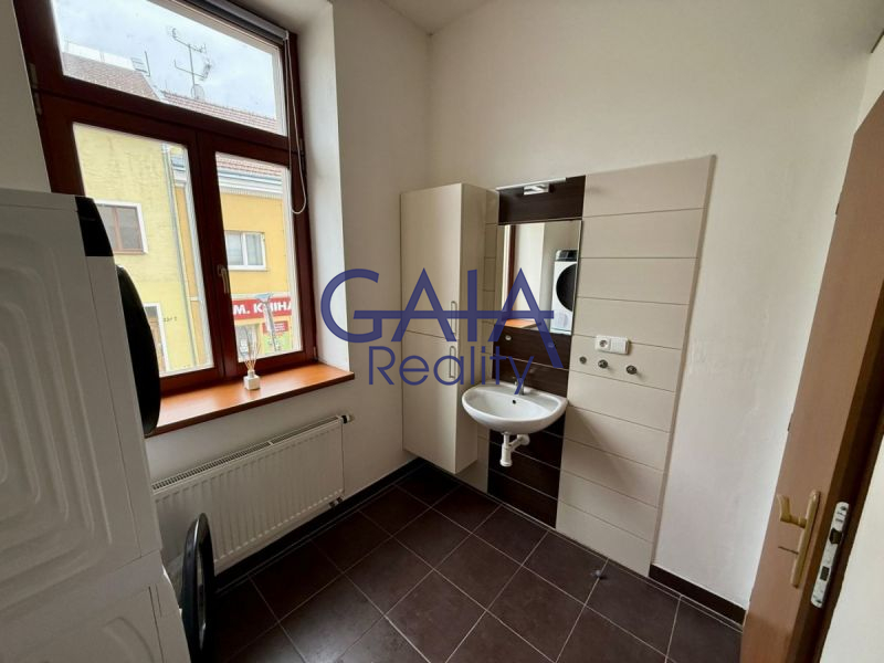 Pronájem bytu 2+kk v centru města