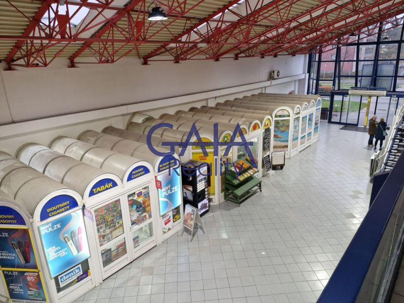 Komerční prostor v obch. centru Pasáž Hloučela, Prostějov