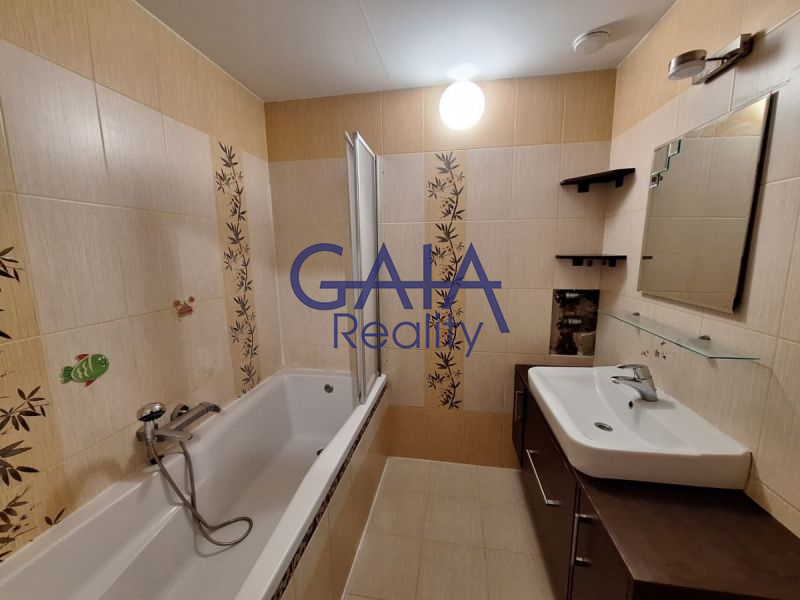 Prostorný cihlový byt 3+kk s lodžií – Kostelec na Hané