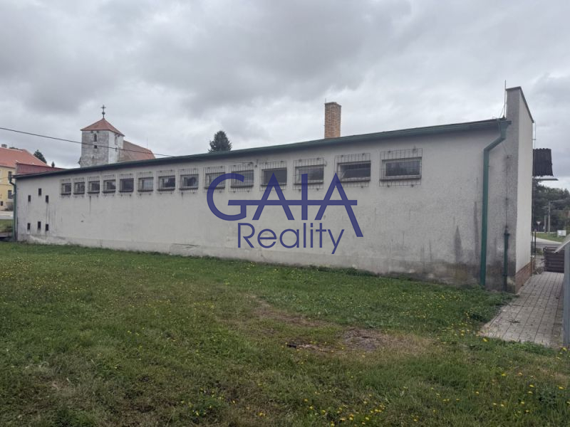 Obchodní a skladovací prostory v Rancířově