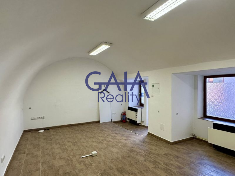 Přízemní obchodní prostor v centru Kyjova