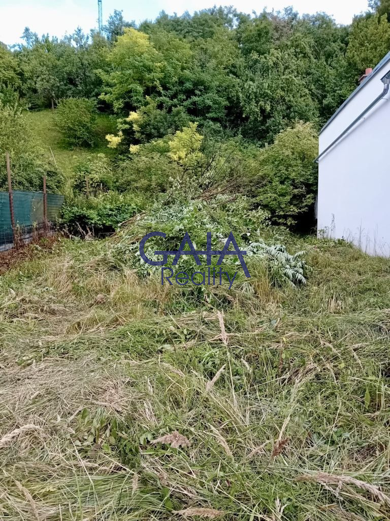 Prodej stavebního pozemku 505 m² Lovčice