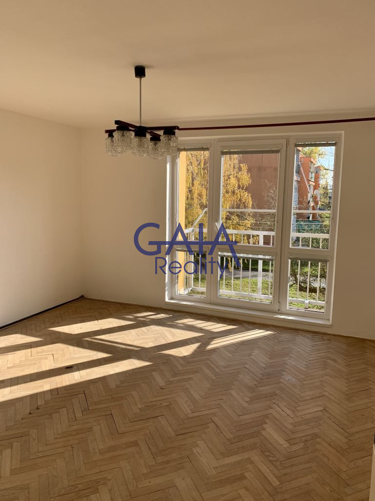 Prodej slunného bytu 3+1 s balkonem