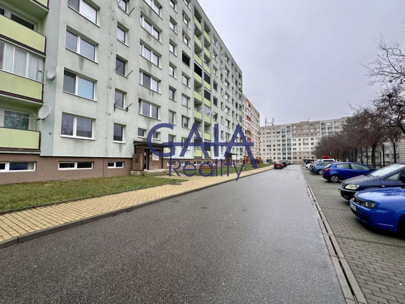 Byt 3+1 s lodžií v Hodoníně k rekonstrukci