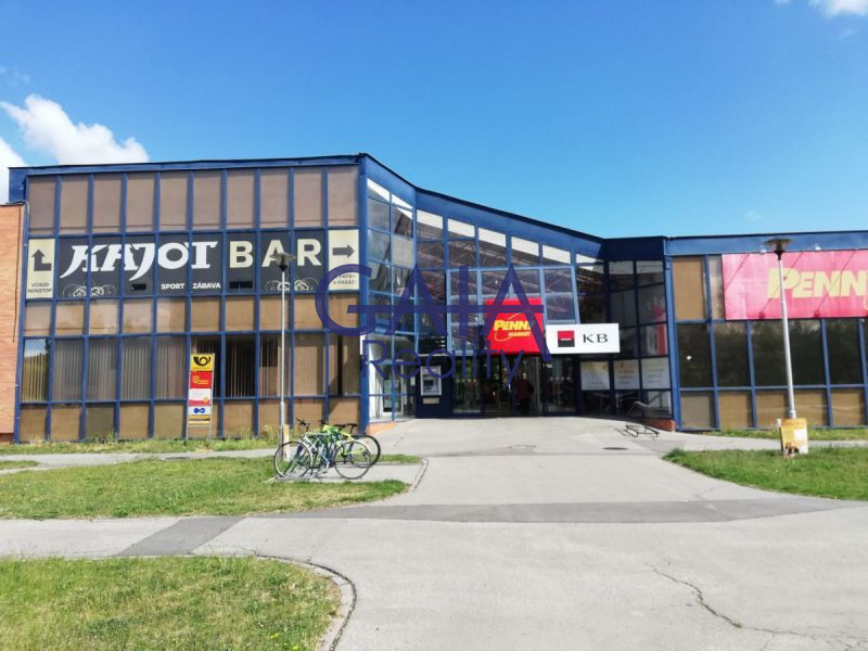 Obchodní prostory k jednání o pronájmu – Pasáž Hloučela