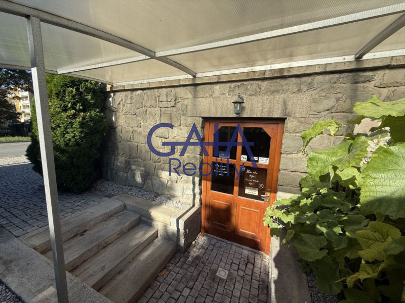 Vila vhodná pro developery - bydlení nebo podnikání