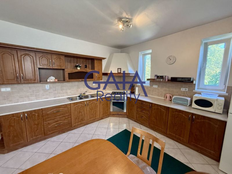 Vila vhodná pro developery - bydlení nebo podnikání