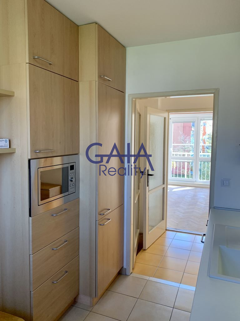 Prodej slunného bytu 3+1 s balkonem