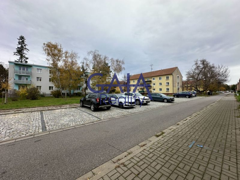 Prodej slunného bytu 3+1 s balkonem