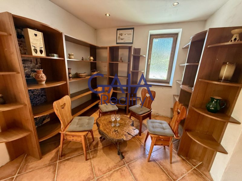 Vila vhodná pro developery - bydlení nebo podnikání