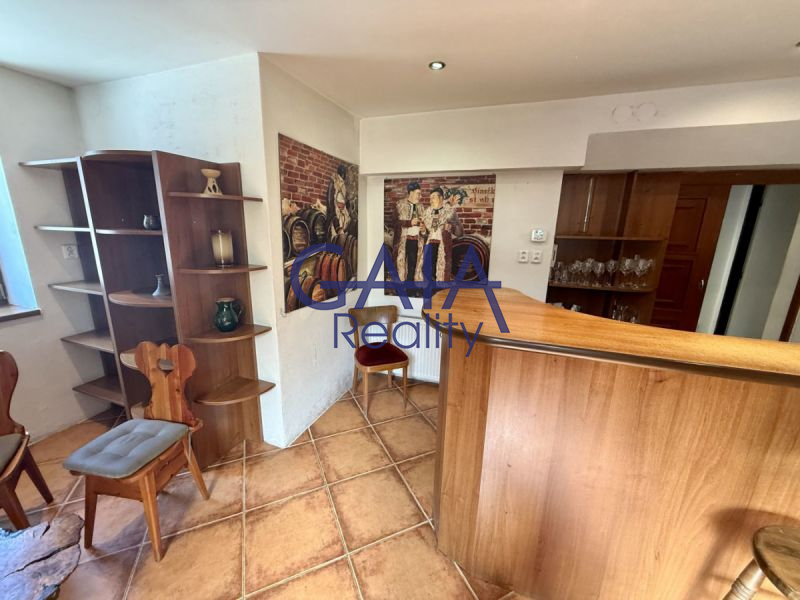 Vila vhodná pro developery - bydlení nebo podnikání