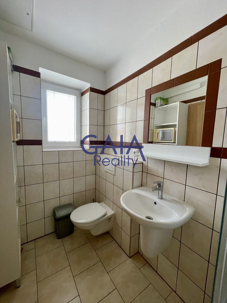 Prostory k pronájmu pro poskytování služeb