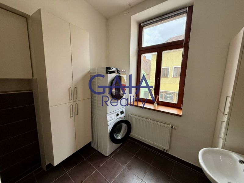 Pronájem bytu 2+kk v centru města