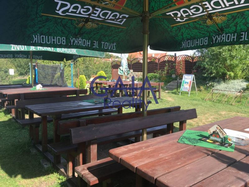 Pronájem zavedené Vinárny s ubytováním u Baťova kanálu