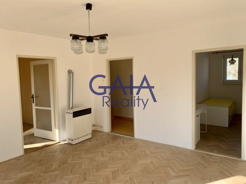 Prodej slunného bytu 3+1 s balkonem