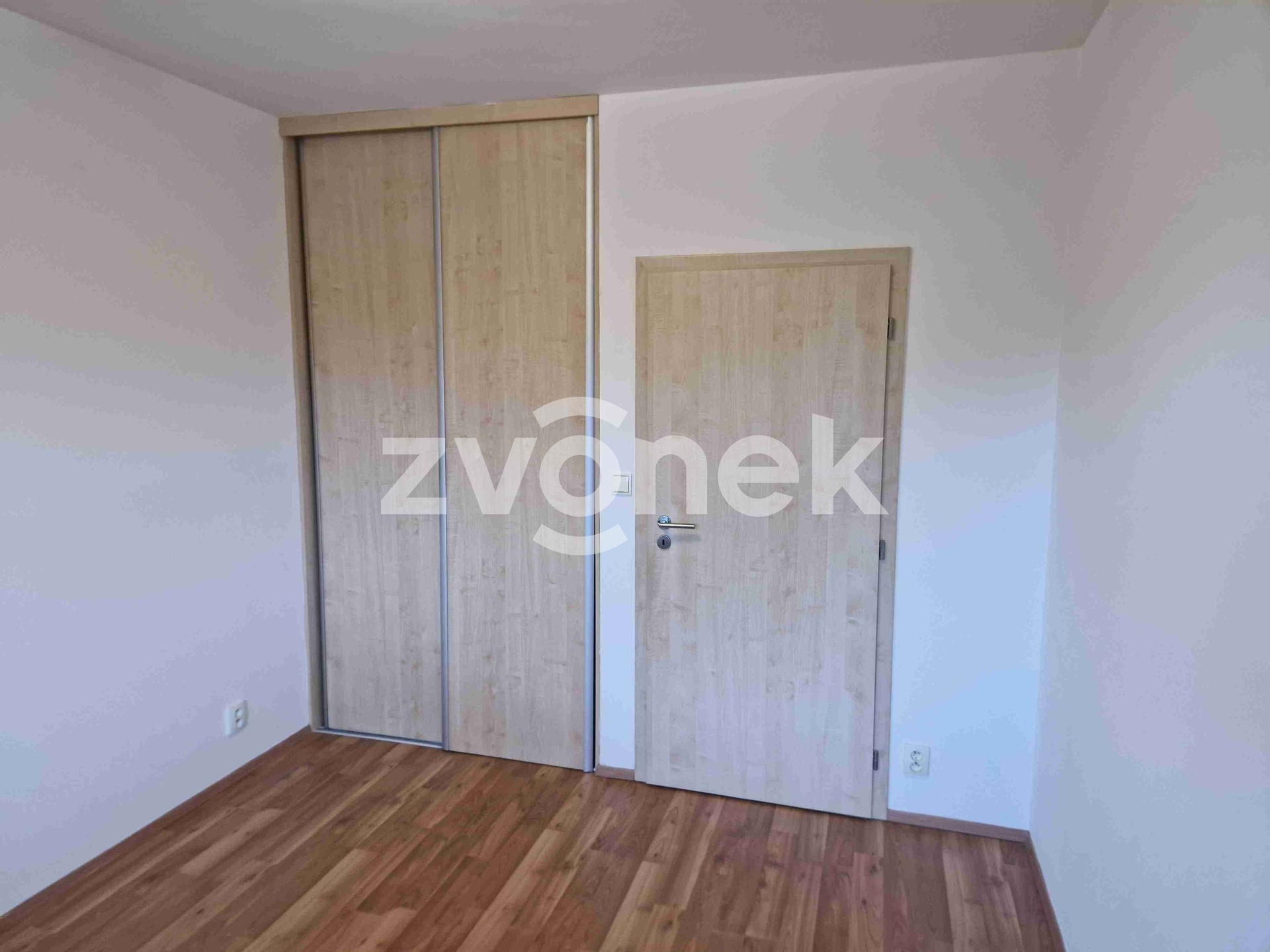 Pronájem bytu 2+kk na Zahrádkách, Uh. Hradiště (3)