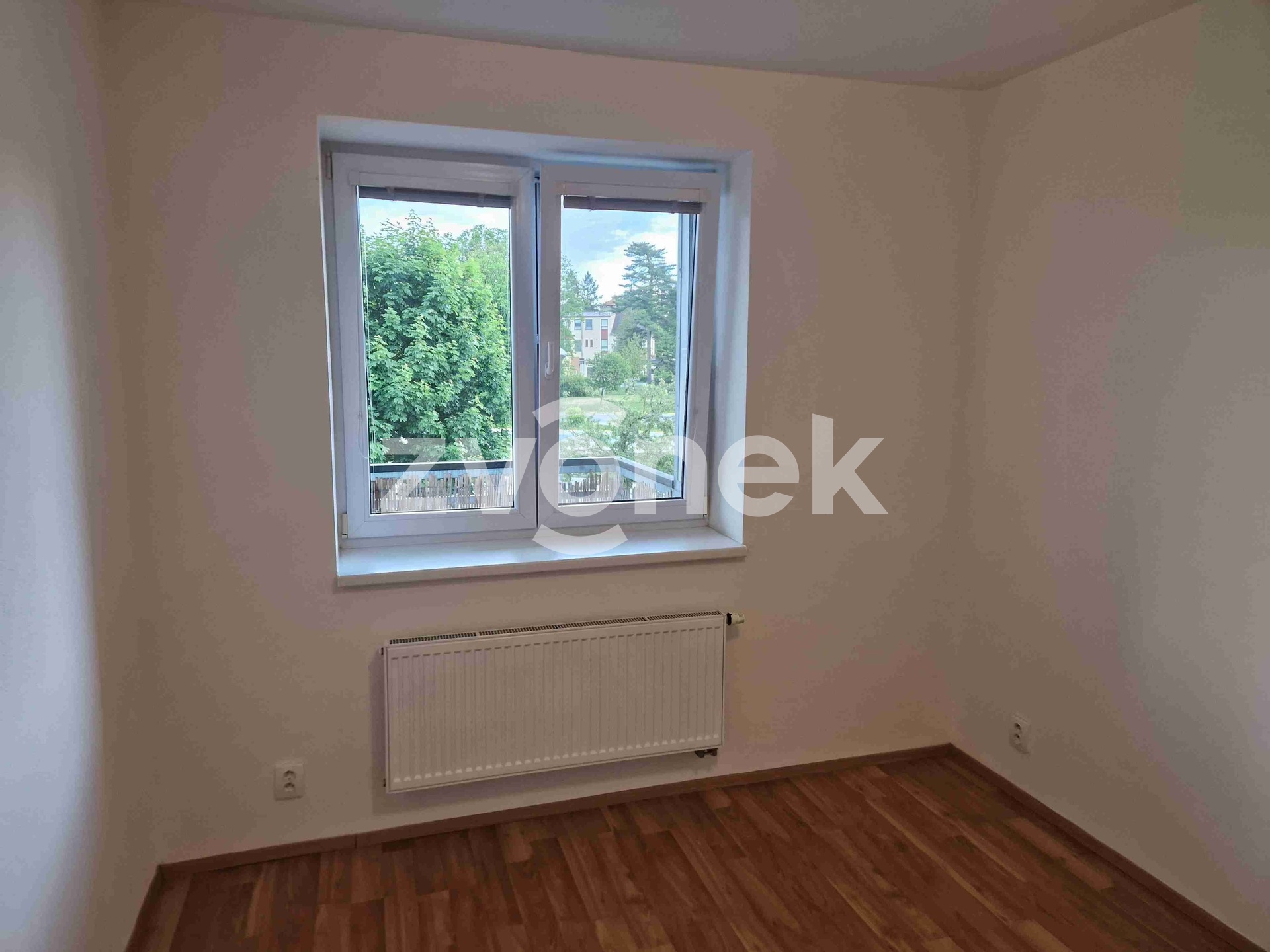 Pronájem bytu 2+kk na Zahrádkách, Uh. Hradiště (5)