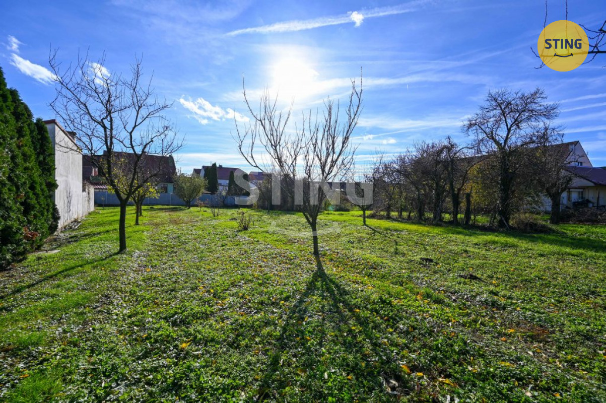 Prodej stavební parcely 1326 m², Milotice