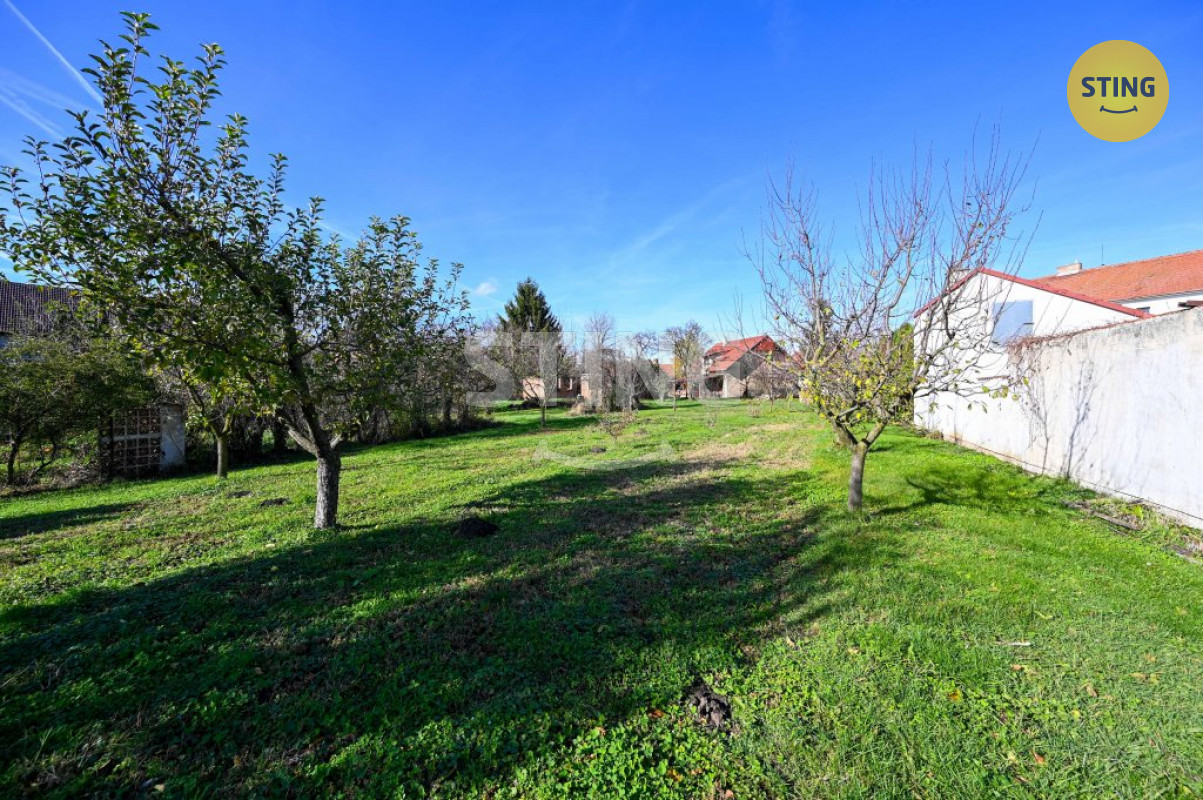 Prodej stavební parcely 1326 m², Milotice