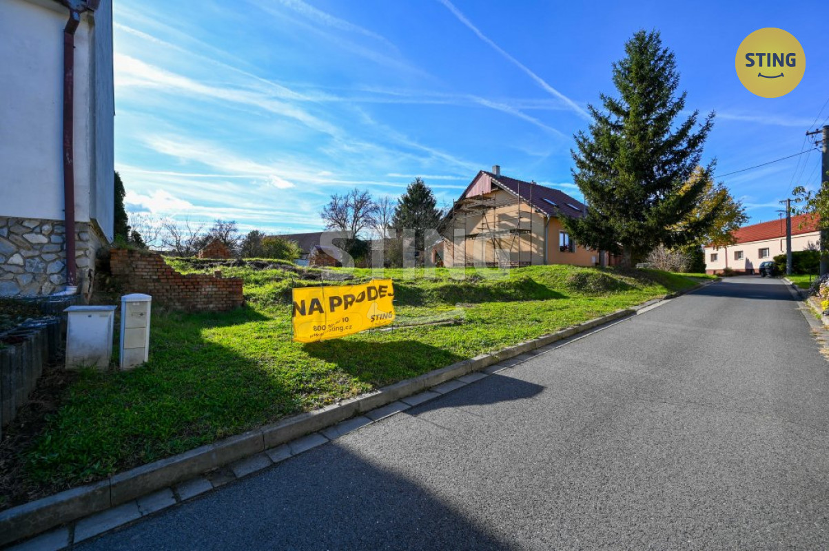 Prodej stavební parcely 1326 m², Milotice