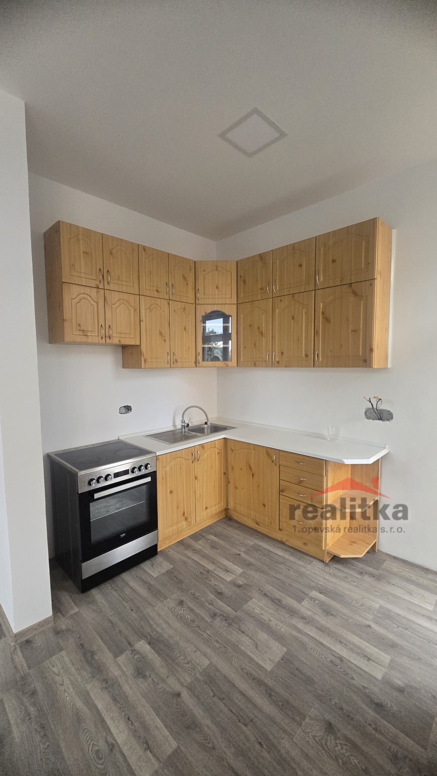 Pronájem bytu 2+kk Opava 13 000 Kč za měsíc, foto 2