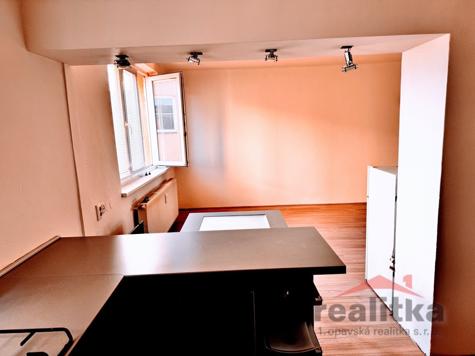 A275F270-2FE5-417D-8633-927693CA04B7 (1).JPG