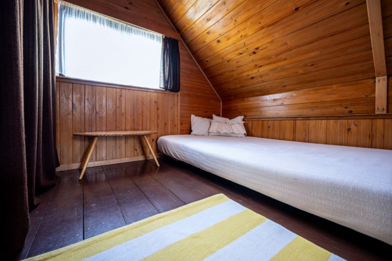 Udržovaná zahrádka se zahradní chatkou v Týništi n