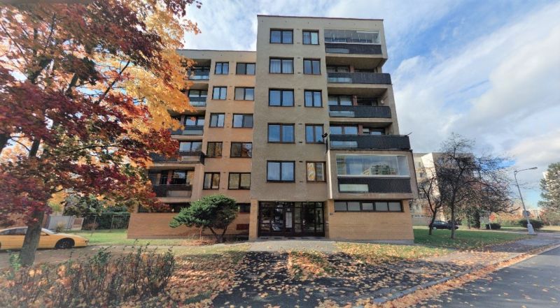 Pronájem bytu 3+1 (80m2) s lodžií v Hr. Králové -P