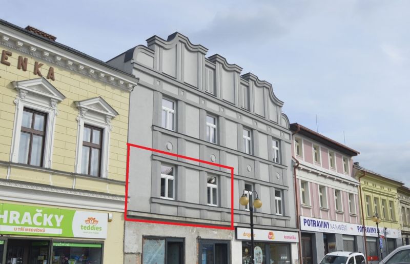 Pronájem bytu 2+kk v Žamberku - Masarykovo náměstí.