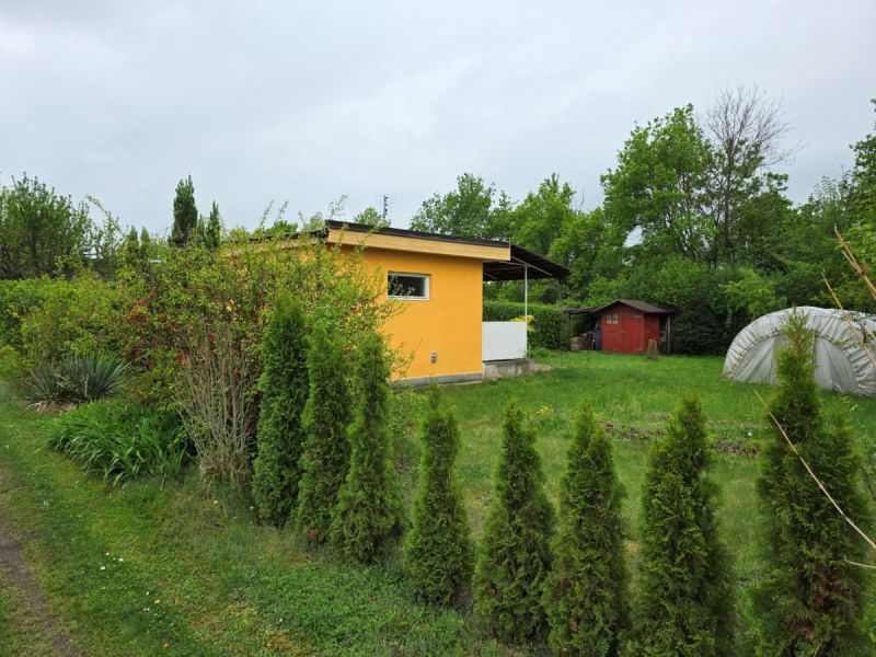Zahrada s chatkou Pardubice, kolonie U Zámečku - p
