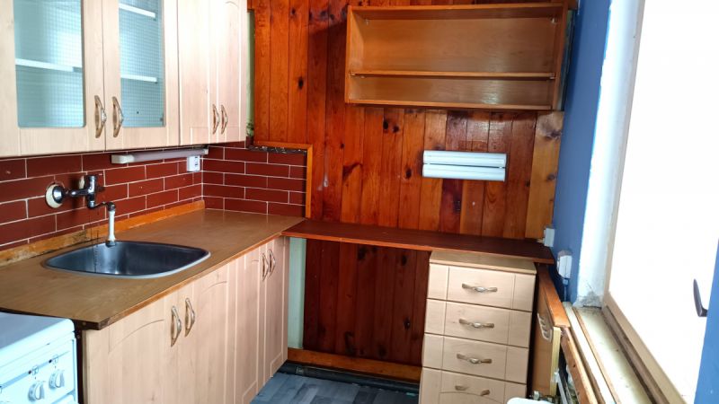 Pronájem bytu 3+1 s lodžií, sklepem, kolnou a par