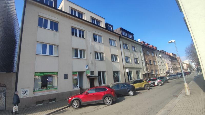 Pronájem bytu 2+kk (48m2), centrum Hr. Králové