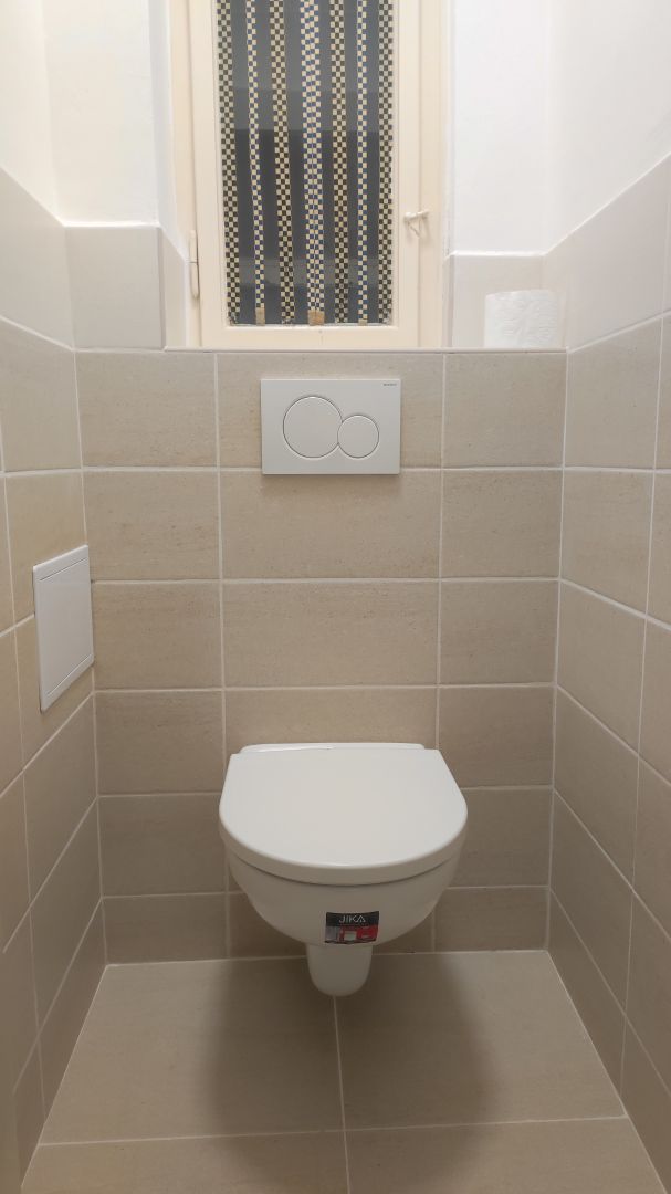 Pronájem bytu 2+kk (48m2), centrum Hr. Králové