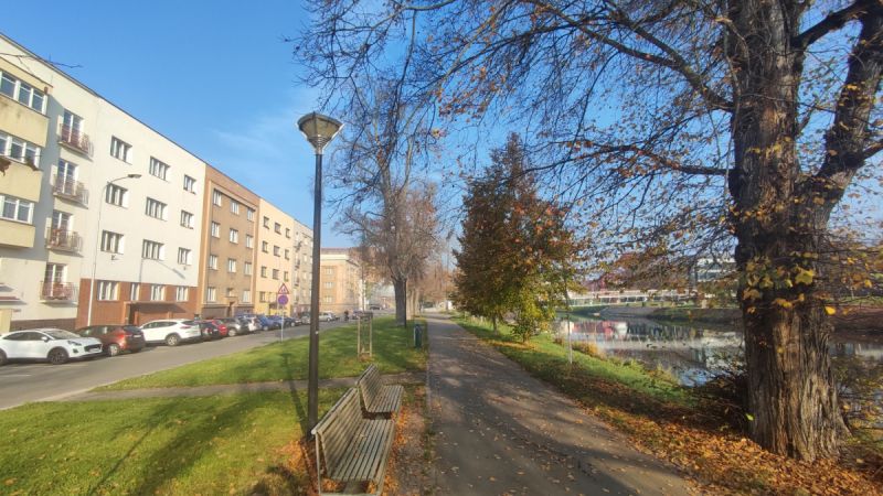 Pronájem bytu 2+1/B (64m2) v centru HK - Smetanovo nábřeží
