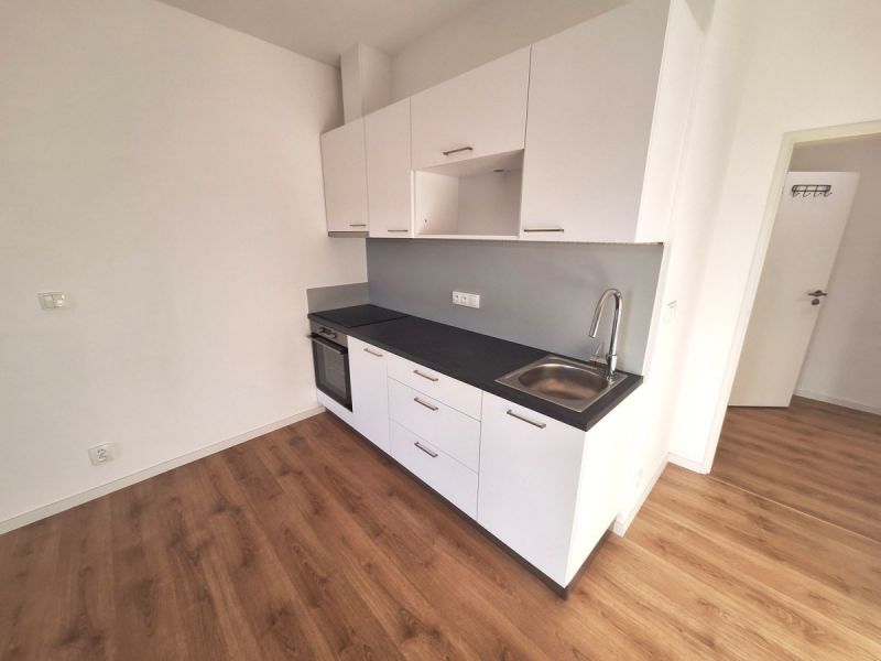 Pronájem bytu 2+kk v Žamberku - Masarykovo náměstí.