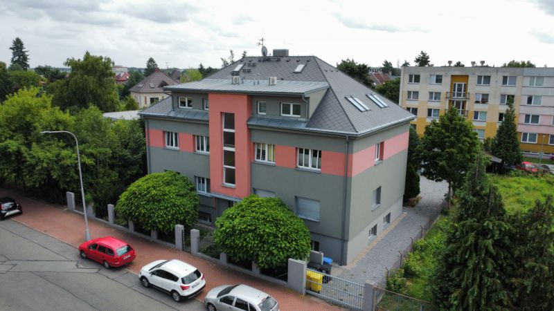 Byt 3+1/B (4+kk), 97m2, v Hr. Král.- Malšovice, ul