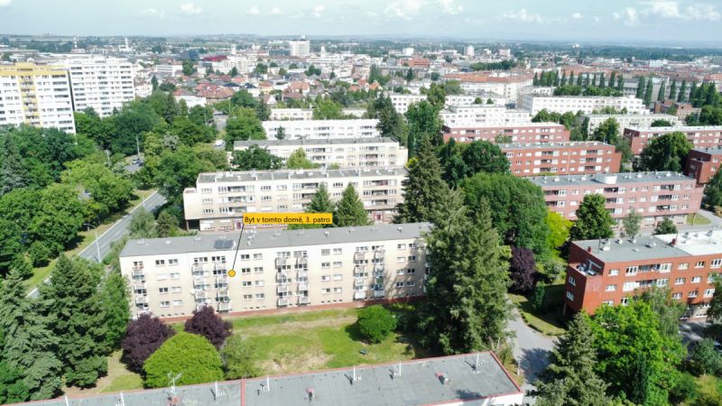 Družstevní byt 2+1/B (53m2), Hr. Králové - Labská 