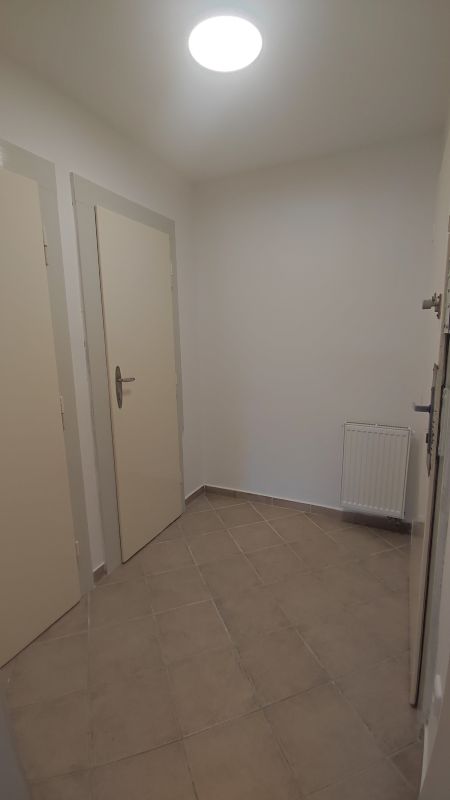 Pronájem bytu 2+kk (48m2), centrum Hr. Králové