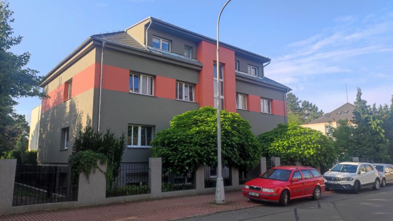 Byt 3+1/B (4+kk), 97m2, v Hr. Král.- Malšovice, ul