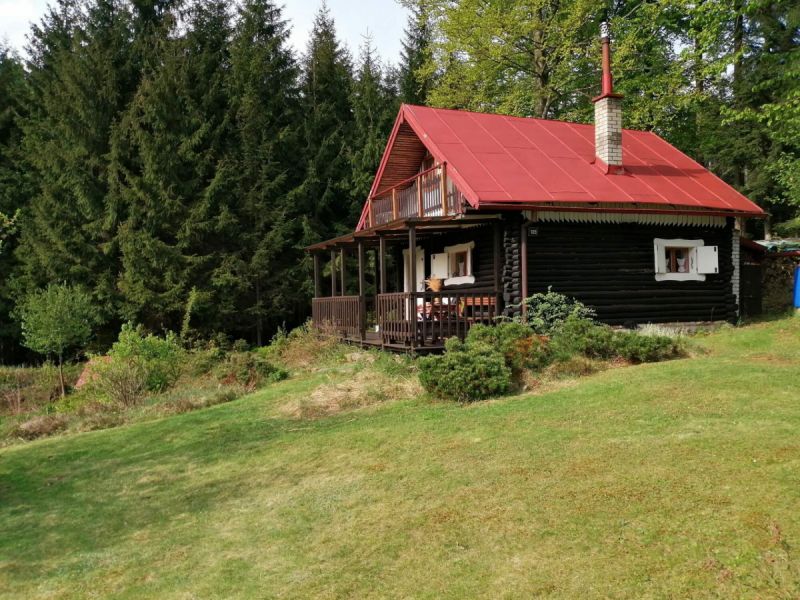 Chata na polosamotě, Závrchy, Vysoká Srbská, okres Náchod