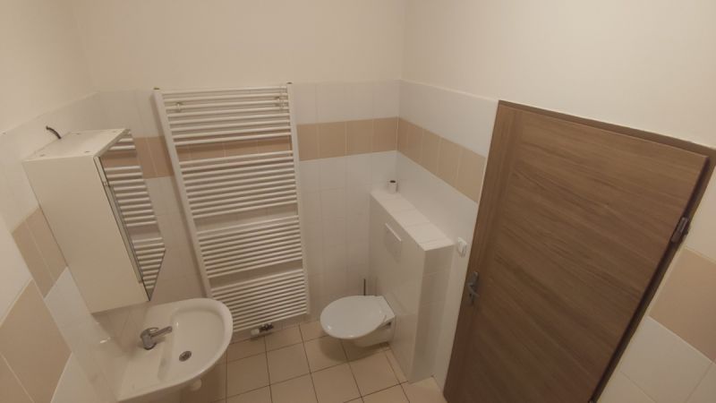 Pronájem bytu 1+kk(43m2) v Hradci Kr., Kukleny-Denisovo nám.